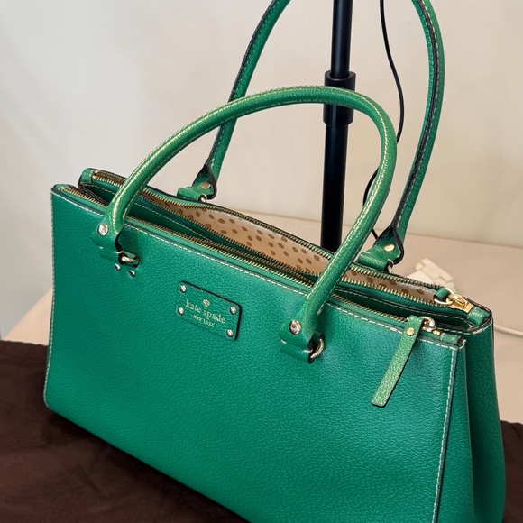Kate Spade Wellesley Quinn Kelly Green Tote - Picture 3 of 14
